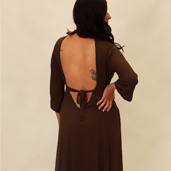 Lila Labor and Postpartum mocha gown - Picture 5 of 5